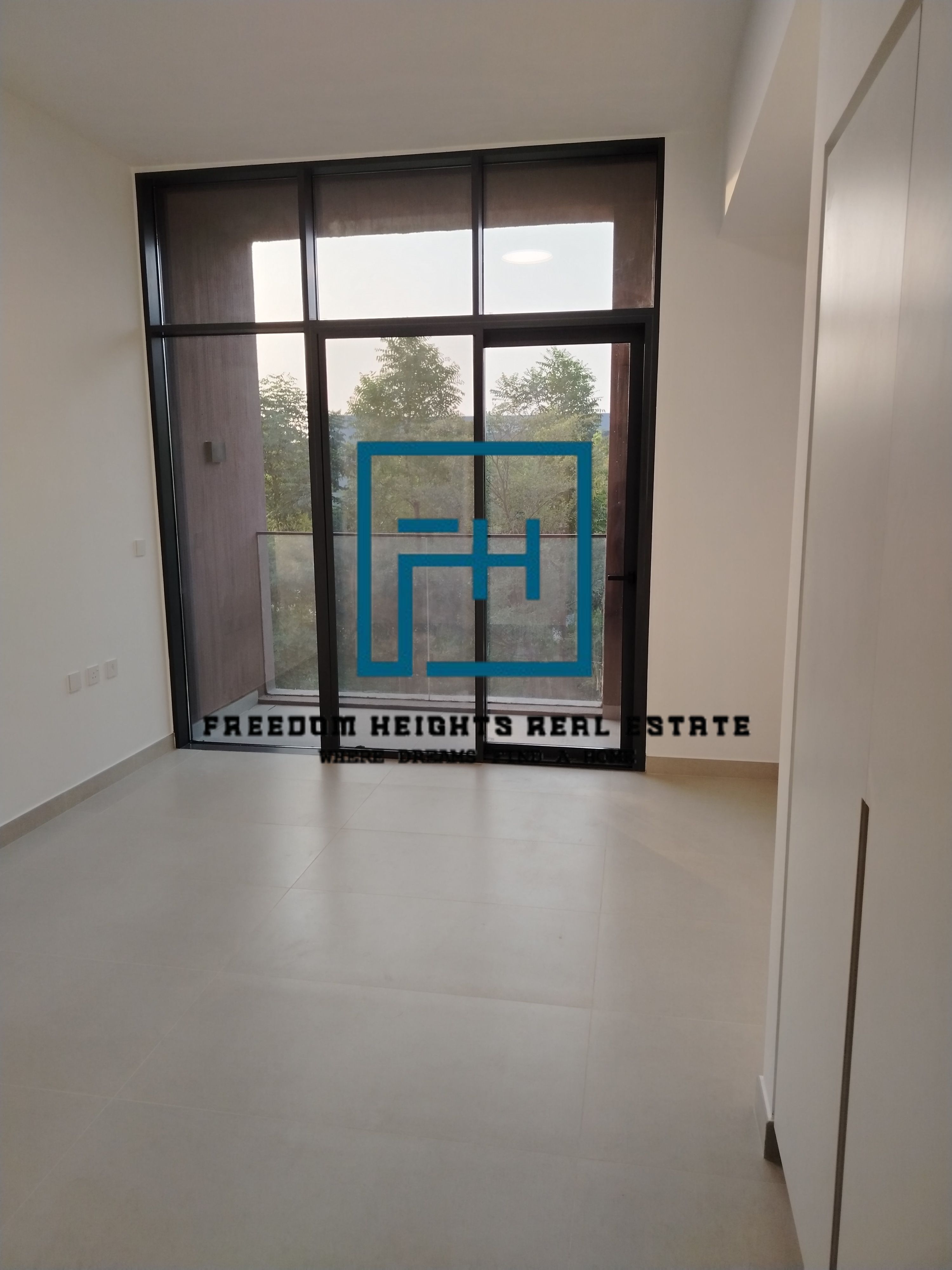 3BED | MIDDLE | SMART HOME CONTROL SYSTEM