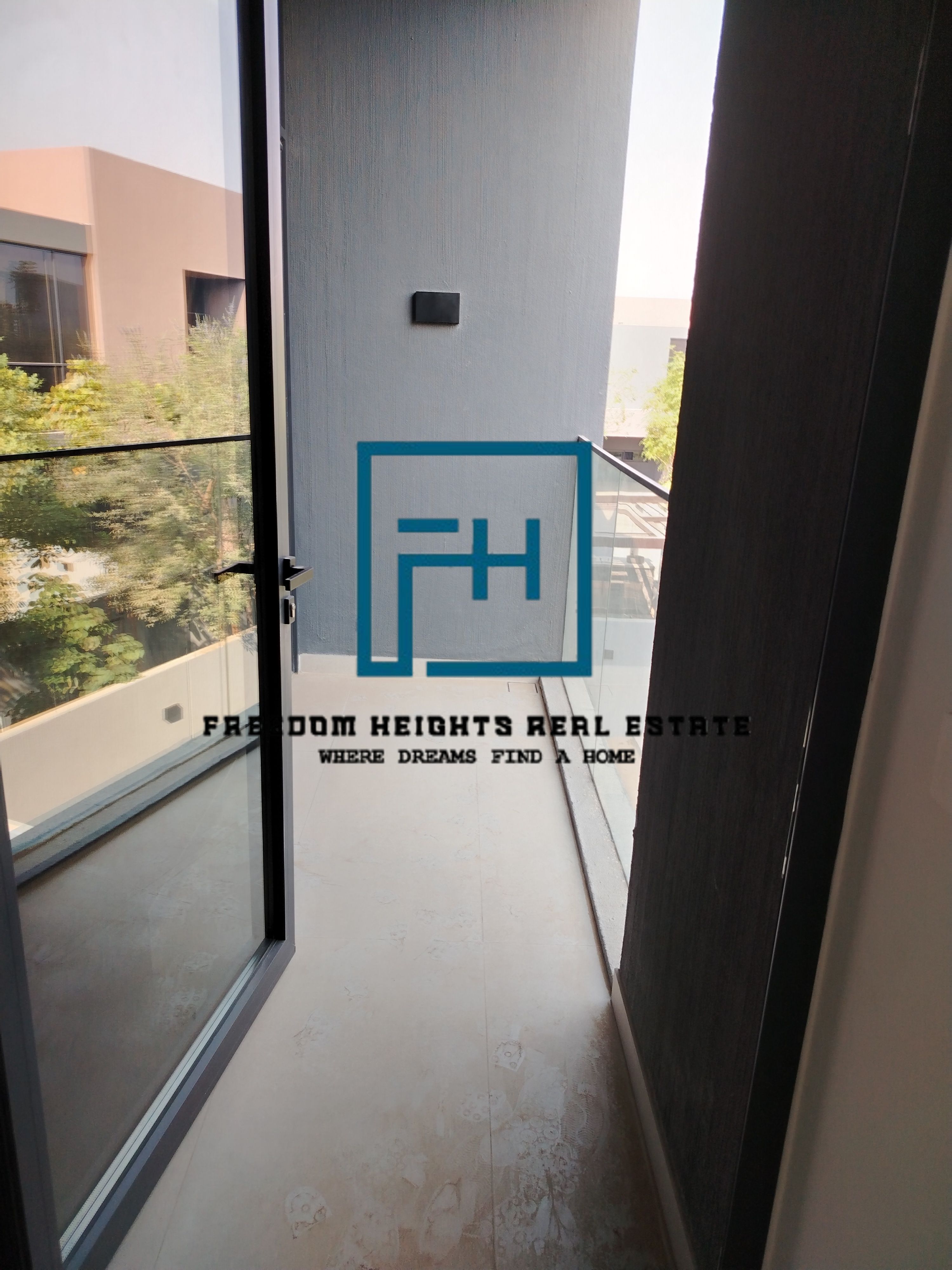3BED MIDDLE VILLA WITH SMART HOME CONTROL SYSTEM