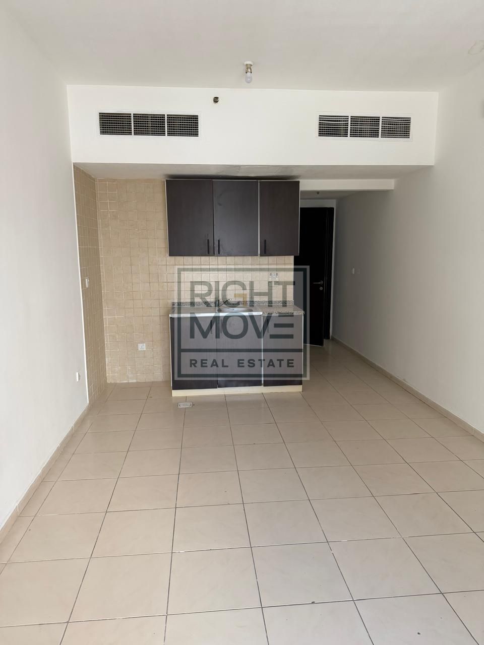 AFFORDABLE STUDIO FOR ONLY 38K AT INTERNATIONAL CITY | COVERED PARKING | READY TO MOVE-IN