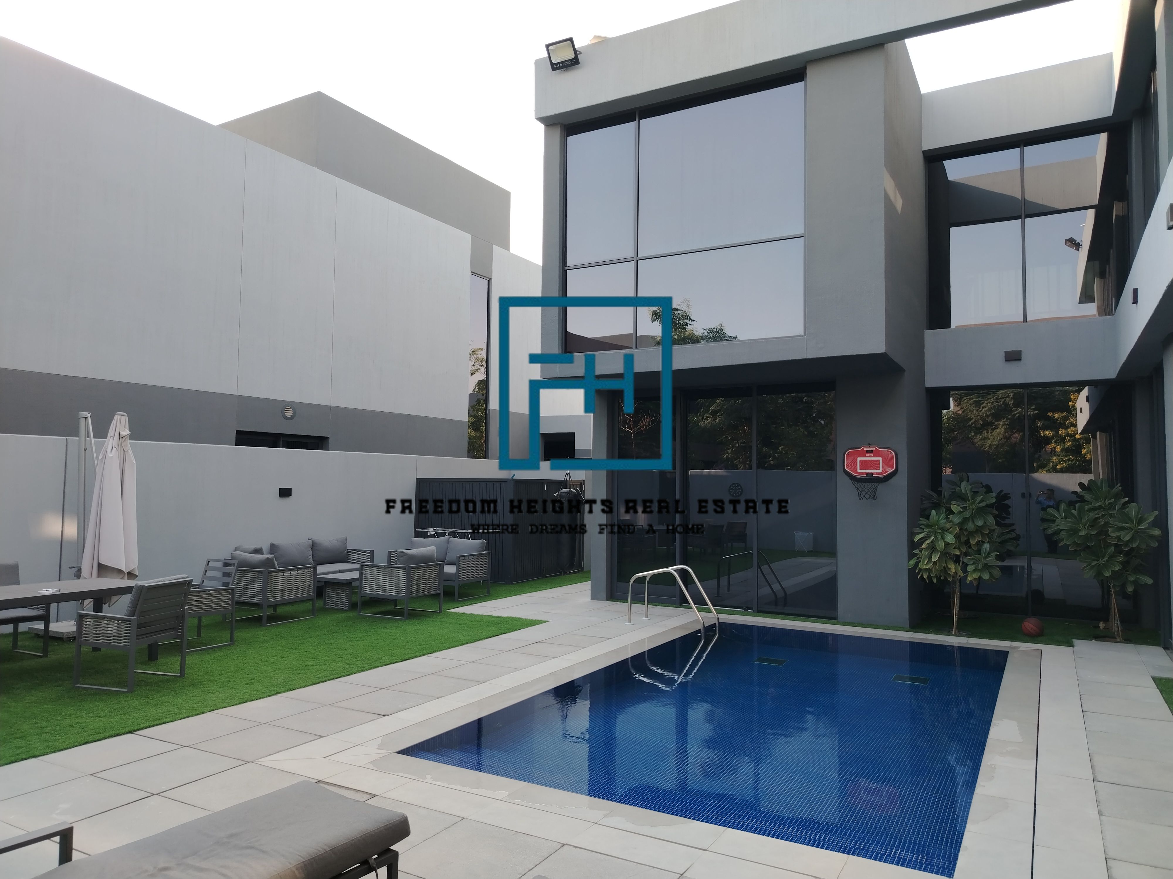 4BED VILLA | POOL | LANDSCAPE | MAJLIS | 2 LIVING ROOMS