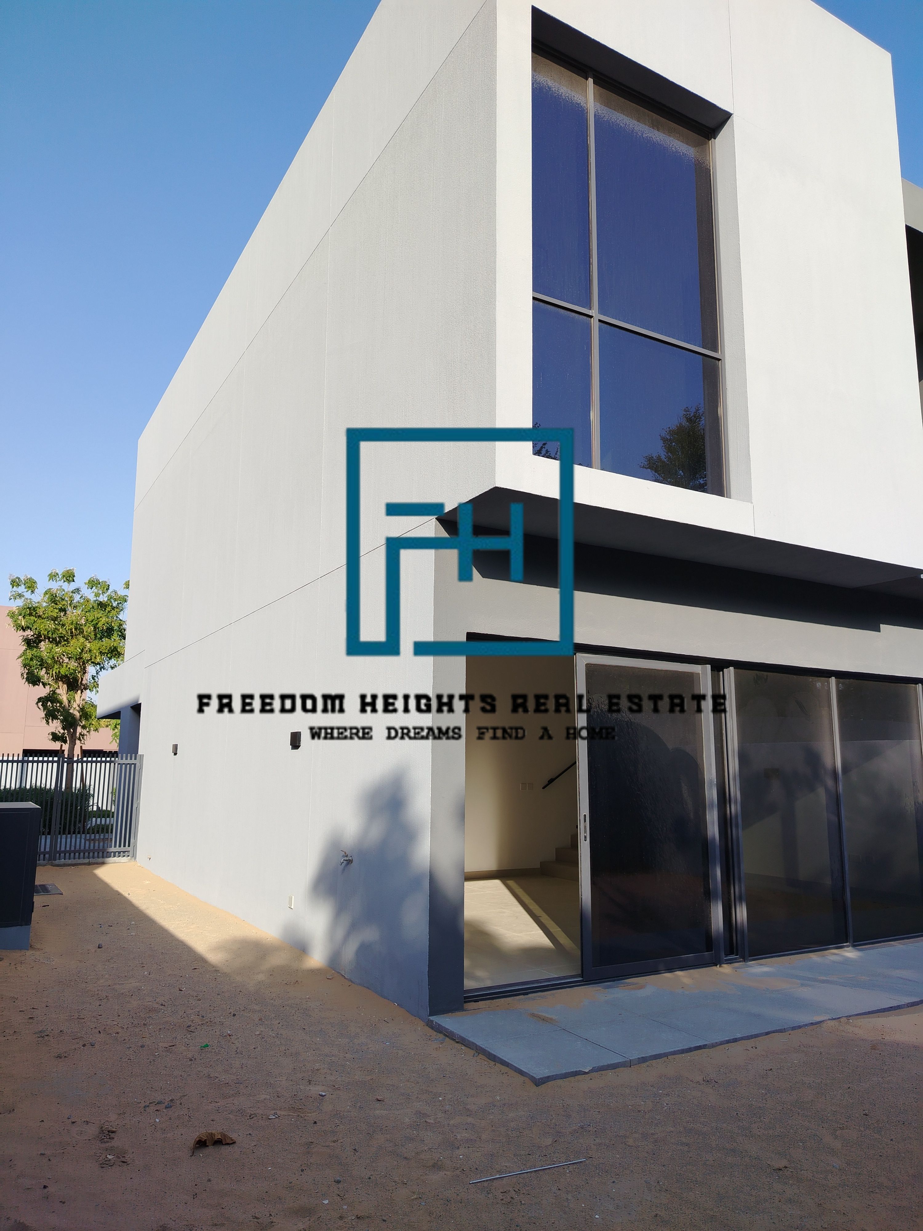 CORNER UNIT | SINGLE ROW | BRAND NEW | READY TO MOVE