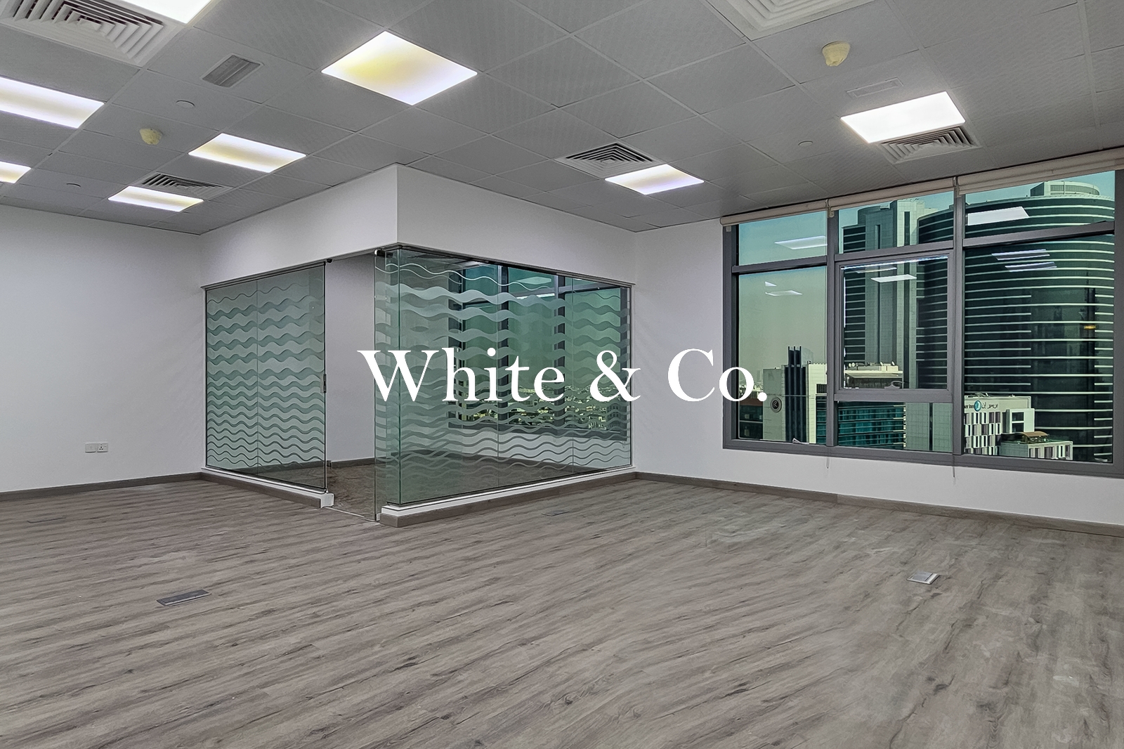 Fully Furnished Office | High Floor | 4 Cheques