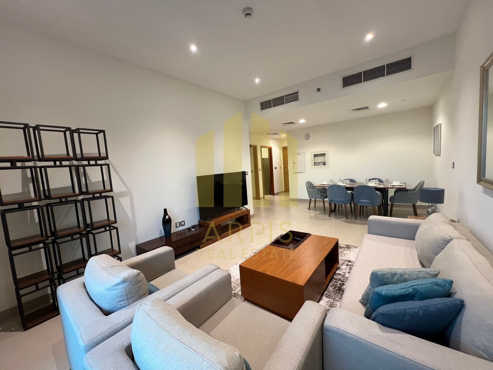 FULLY FURNISHED | CLOED KITCHEN | NEAR TO METRO