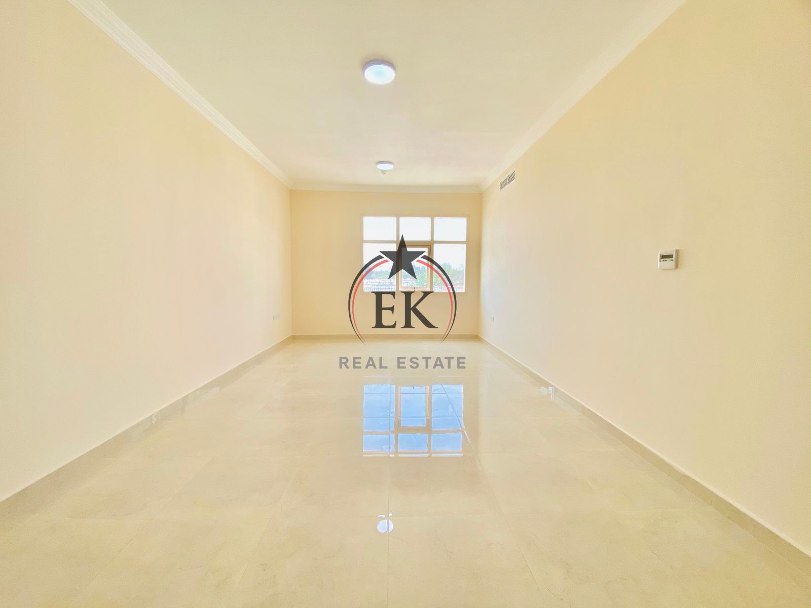 Spacious Central Ac Near jimi Mall