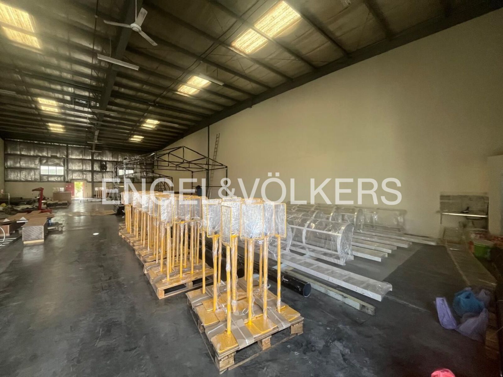 Vacant Unit | 159 kW Output | Storage Use
