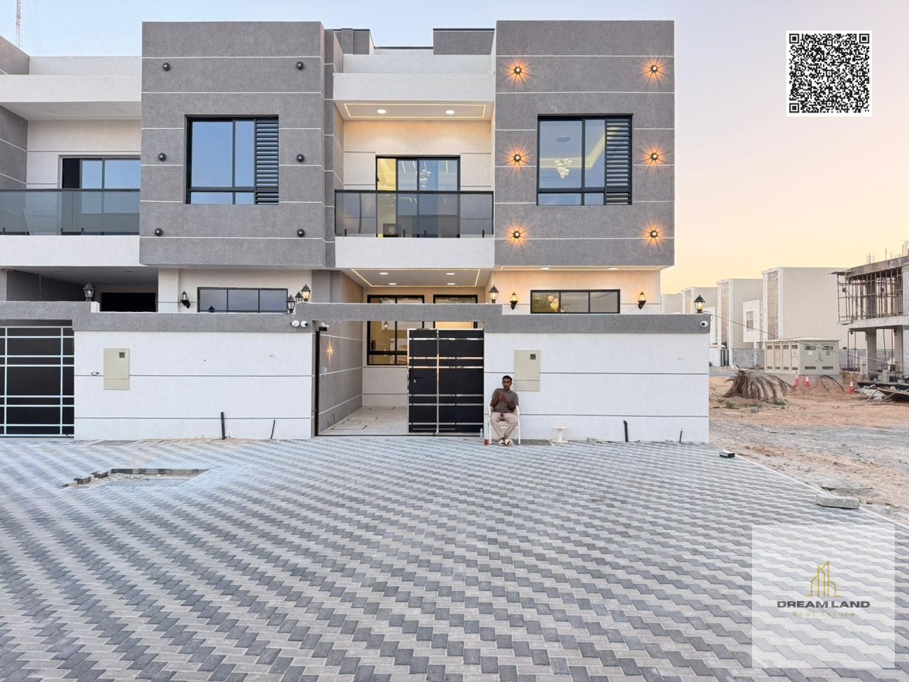 An opportunity to own a townhouse villa with distinctive and modern designs in the Al Helio 1 area of Ajman, featuring premium finishes and a large