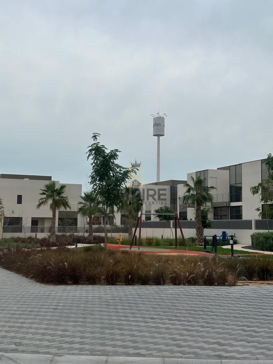 Hot Deal | 4BR + Maid | Middle Unit | Elie Saab Vie | 3.7M