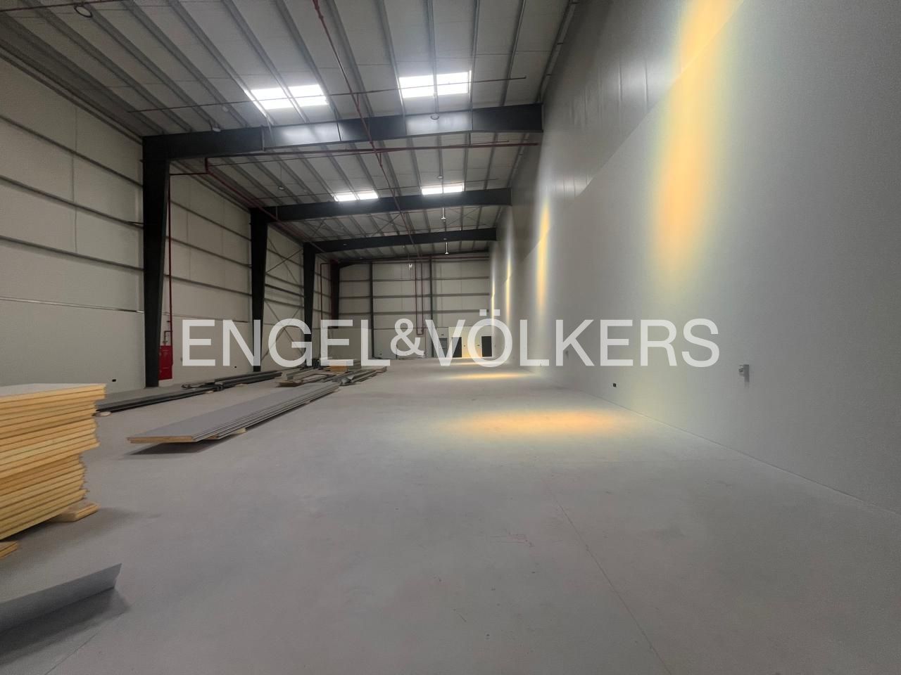 Available 15 Mar | Brand New | 87 KW | High Roof