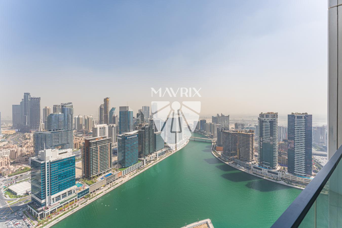 2BR Waterfront|Skyline & Canal Views|Business Bay