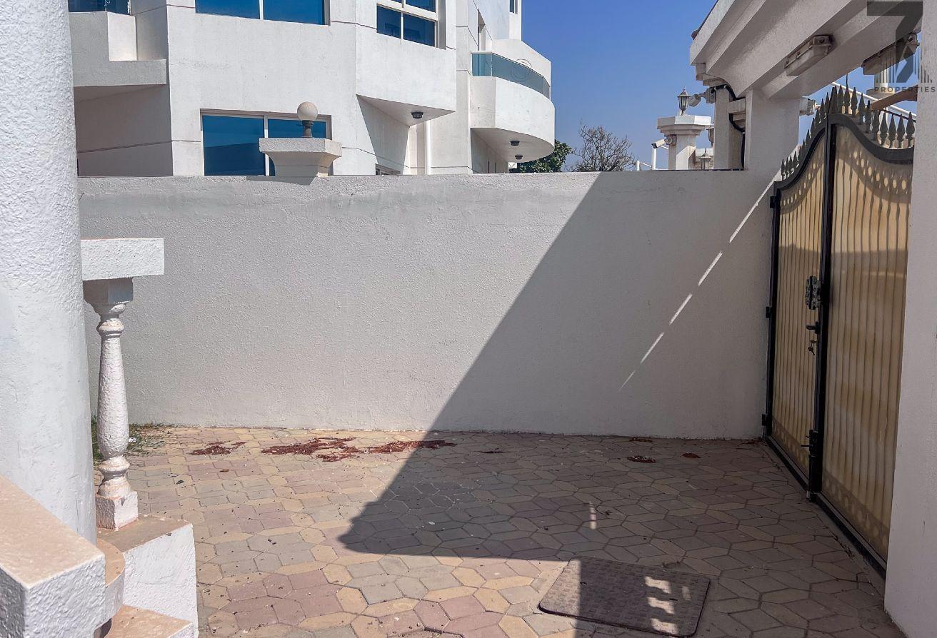 almairid 4BR+3living room+maid&laundray-2floor