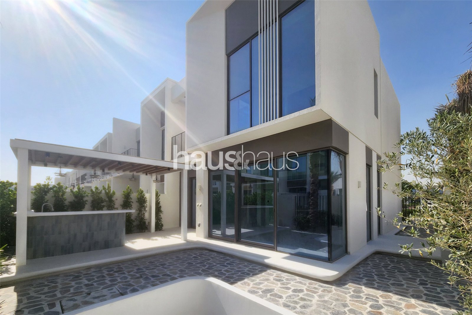 Private Jacuzzi | BBQ Area | Large Plot