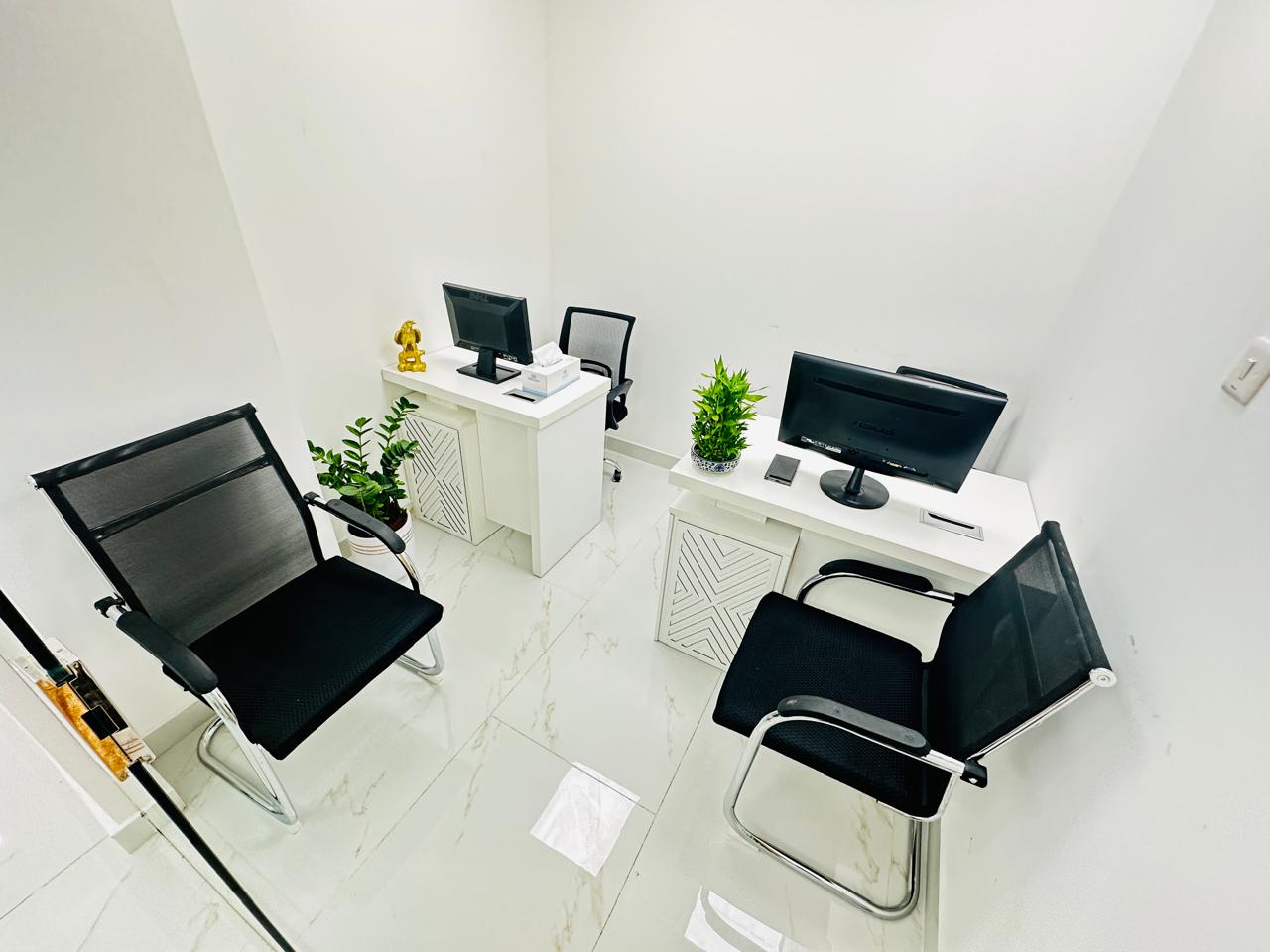 Premium Office Space | All-Inclusive amenities | Direct from Owner |