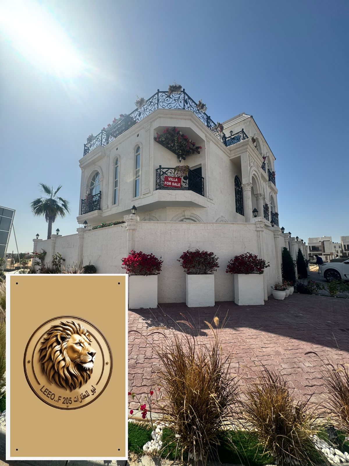 Luxury villa for sale in Al Yasmin – upscale, quiet corner location Villa Details: Land area: 3,014 sq ft Built-up area: 3,500 sq ft M