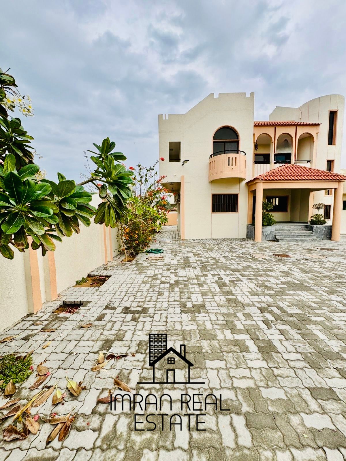 Bright & Spacious 5-BR Well-Maintained Family Villa in Al Rifa’ah