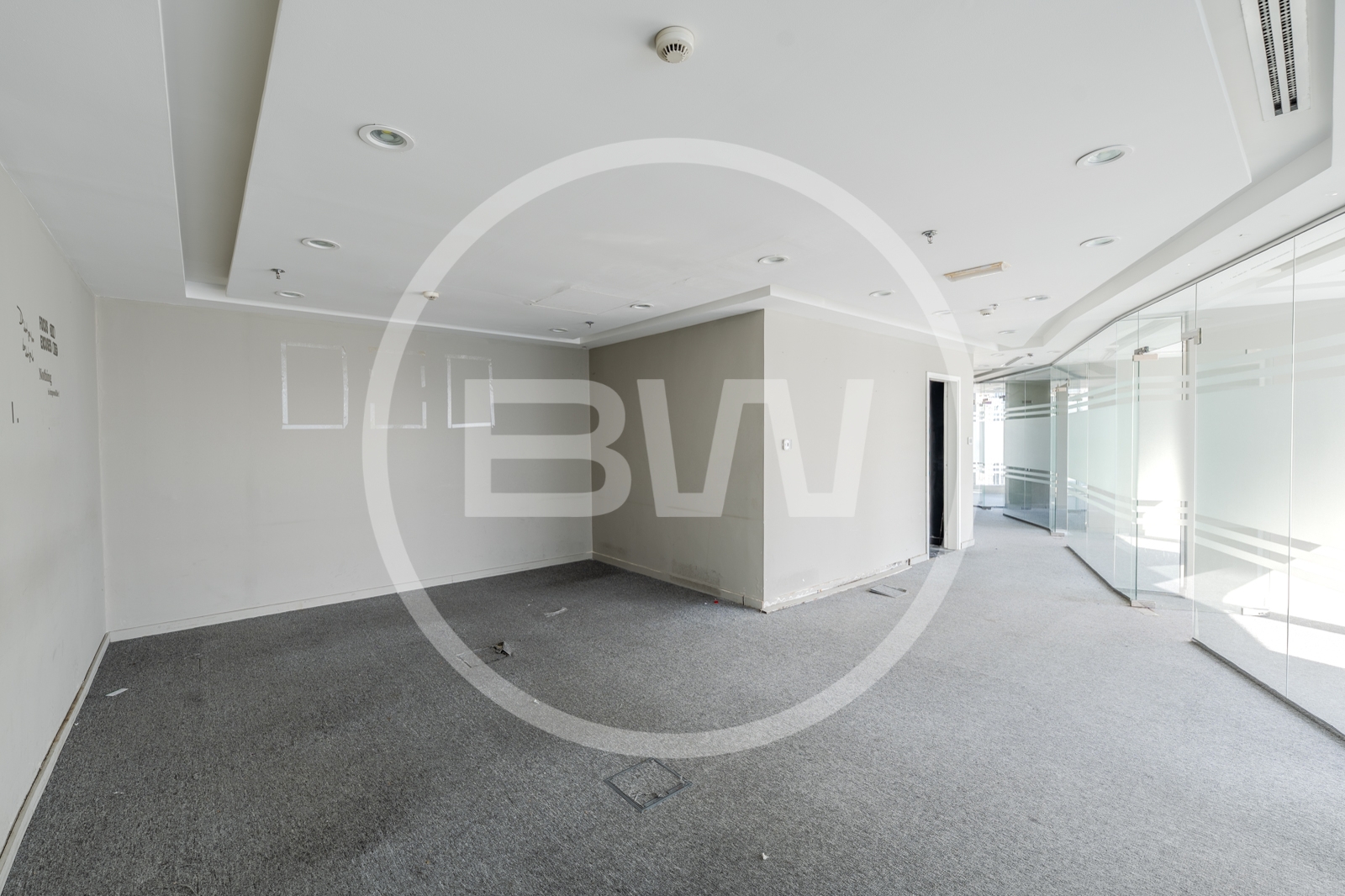 VACANT | FULLY FITTED | PARTITIONED | NEAR METRO