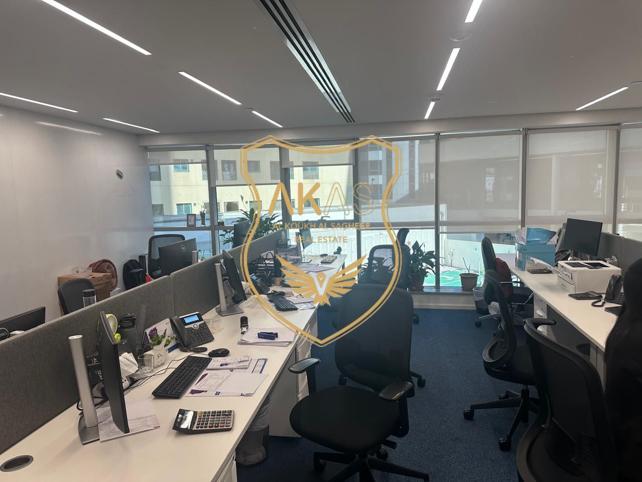 2200 SQFT OFFICE AVAILABLE CHILLER FREE NEAR TO GHURAIR MALL AND SALAH DIN METRO IN 4 CHEQUES