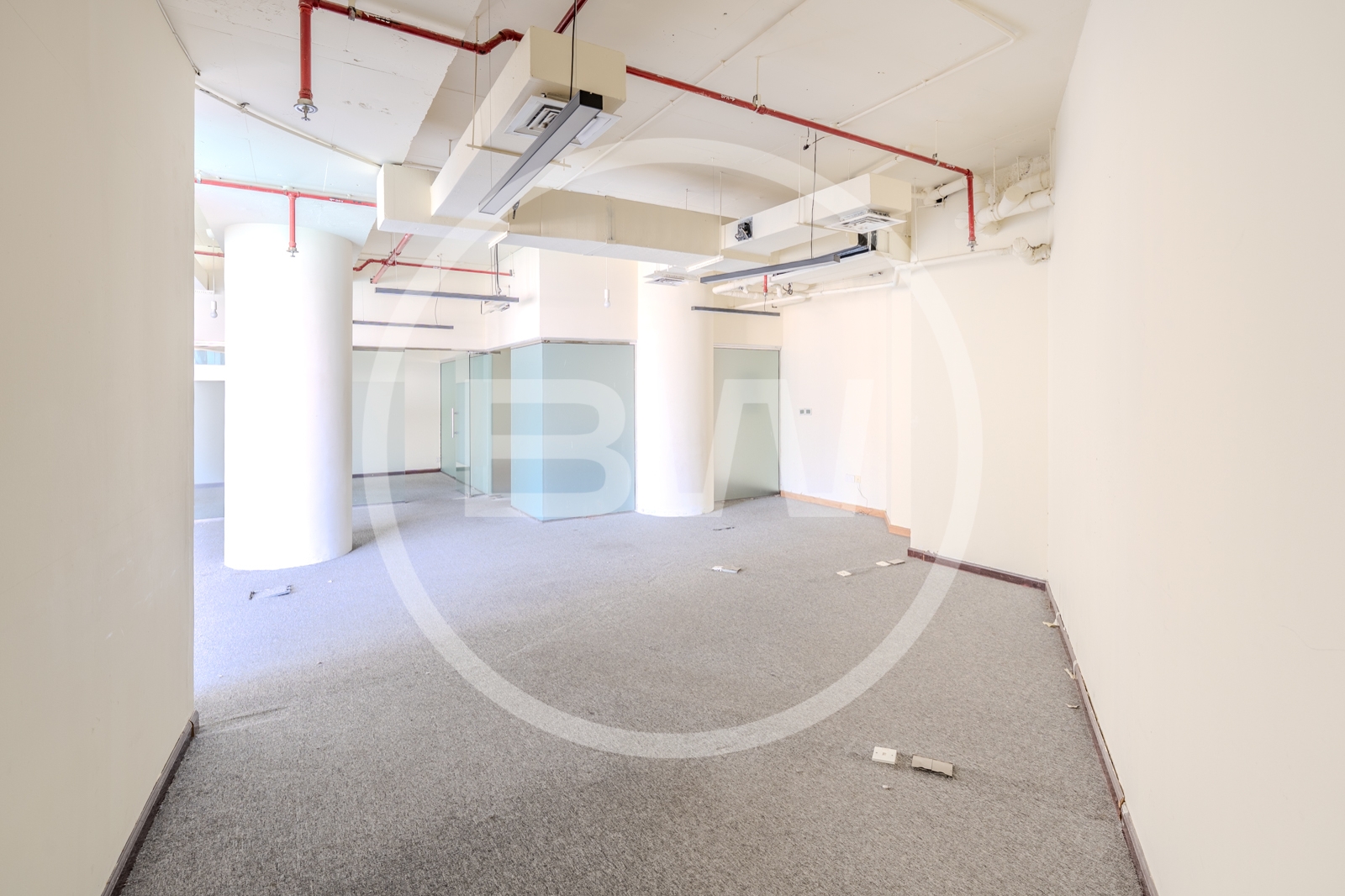 VACANT | BALCONY | 2 PARKING | PARTITIONED