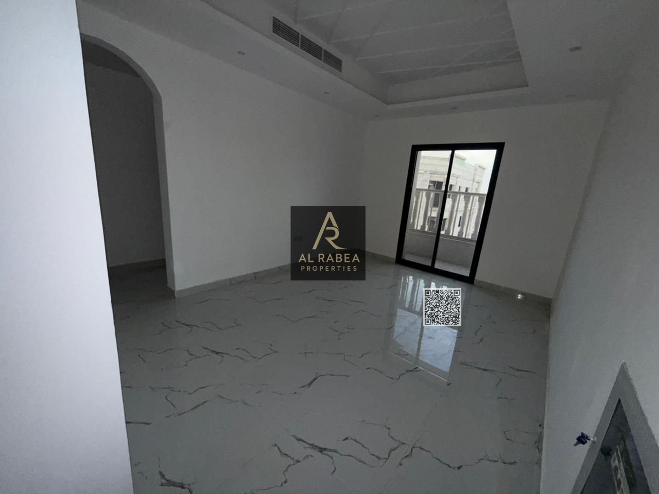 Luxurious finishes - Prime strategic location - First occupant - Easy access to Dubai