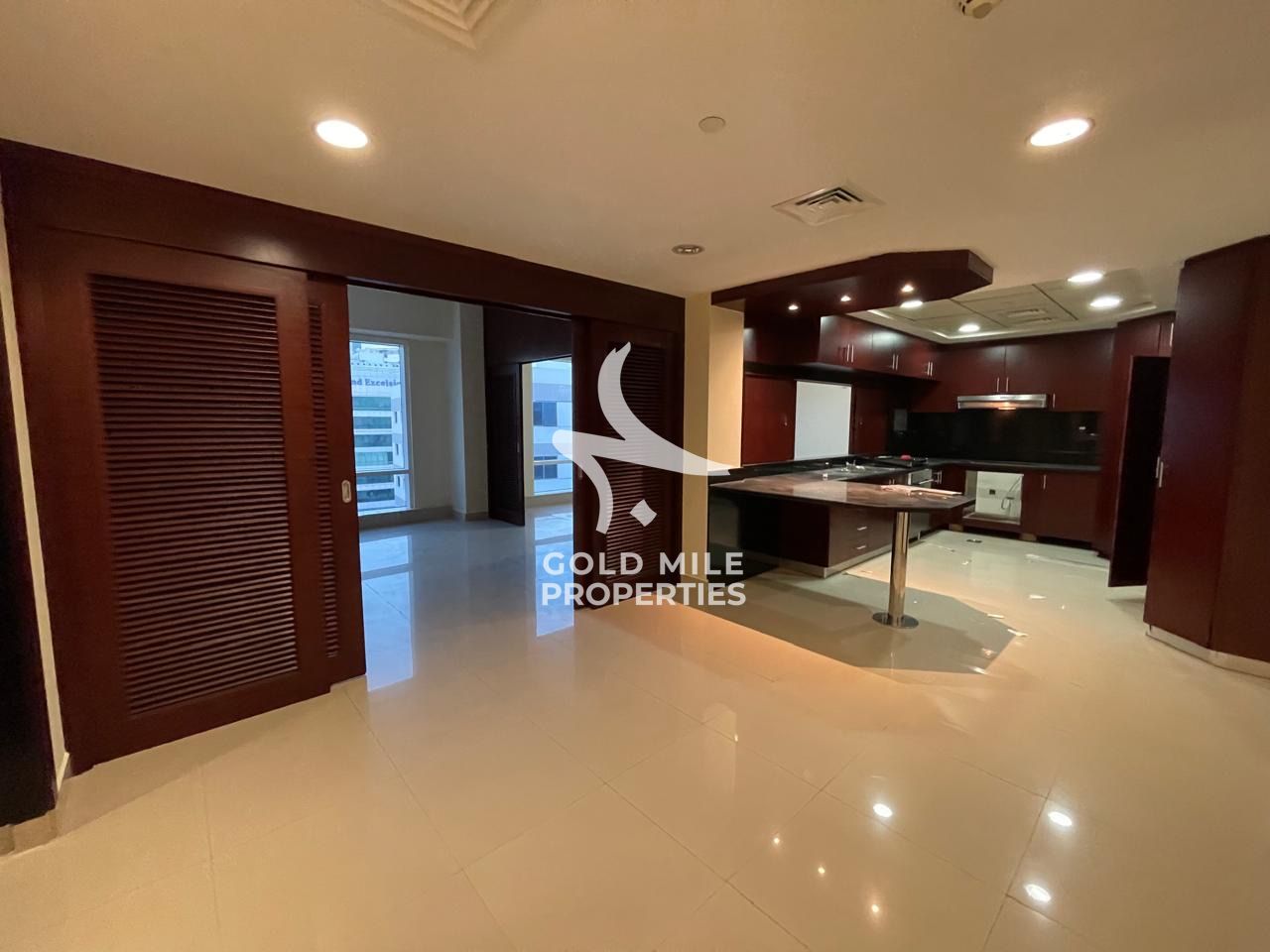 BEAUTIFUL LUXURIOUS 2BEDROOM FOR FAMILY WITH HOT LOCATION