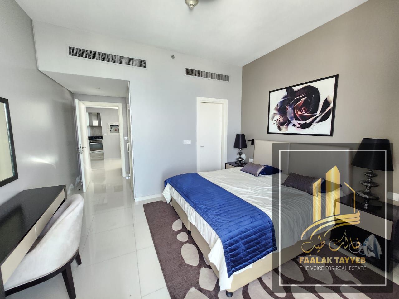 Ready to Move| Fully Furnished |Higer floor.
