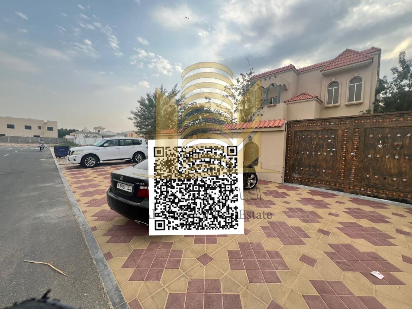 Villa for sale in Ajman – Al Rawda 3 area Khartoum Street Villa specifications: 5 spacious bedrooms Maid's room Indoor and outdoor kitchens 7 bathrooms Family living room Reception area Garden Freehold ownership for all nationalities Spacious layouts, mas