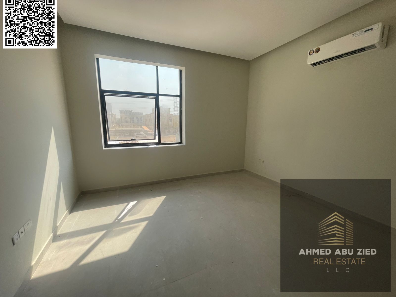Brand new villa for sale in Al Yasmin, Ajman, first occupancy, corner location on two streets, behind the park, super deluxe finishing