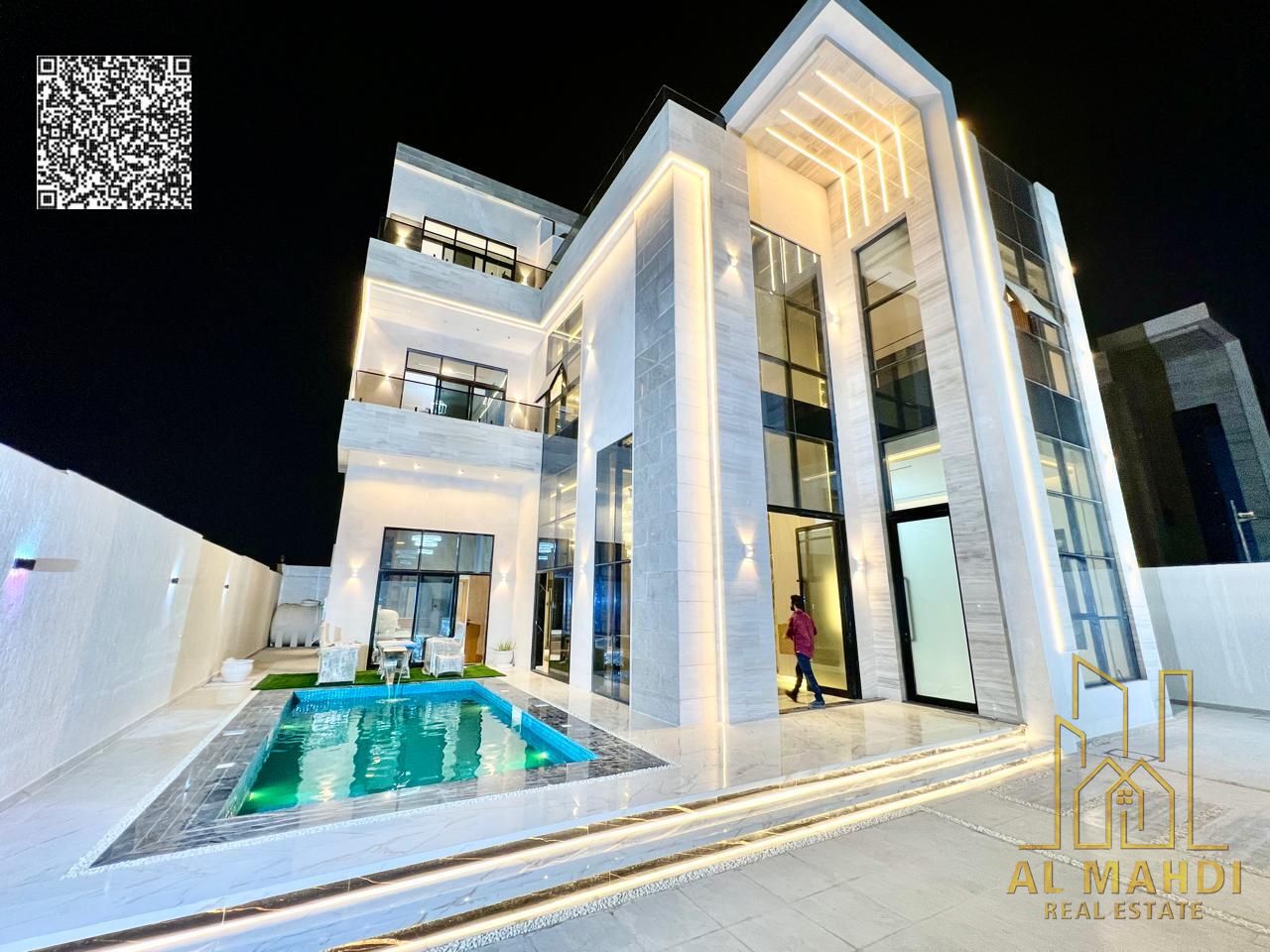with elevator and swimming pool, all inclusive