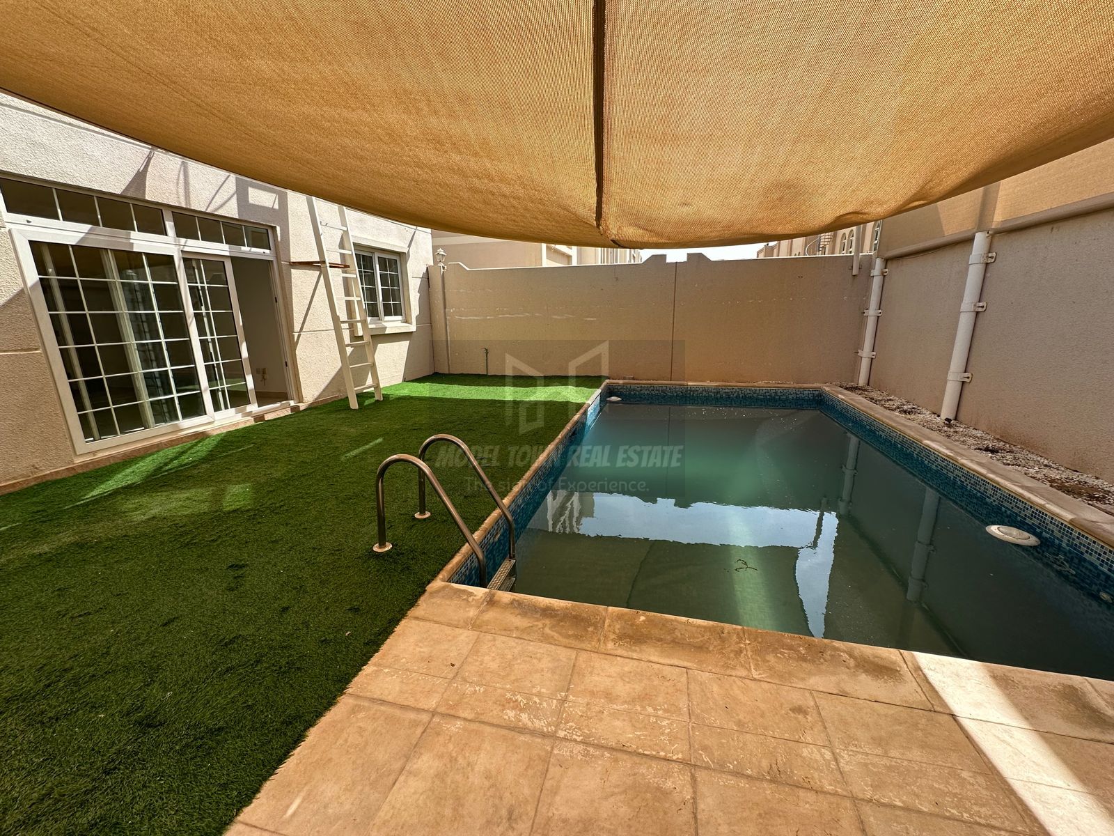 Modern style 4 Bedroom Villa Deluxe finishing Well, maintain With pool.