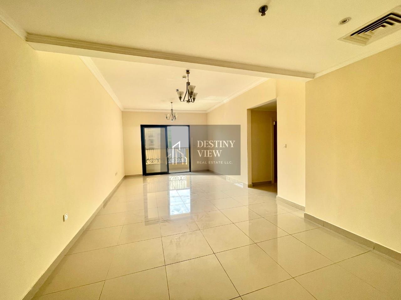 Big spacious lavish 3bhk 3 Bathroom with Balcony just rent 75k
