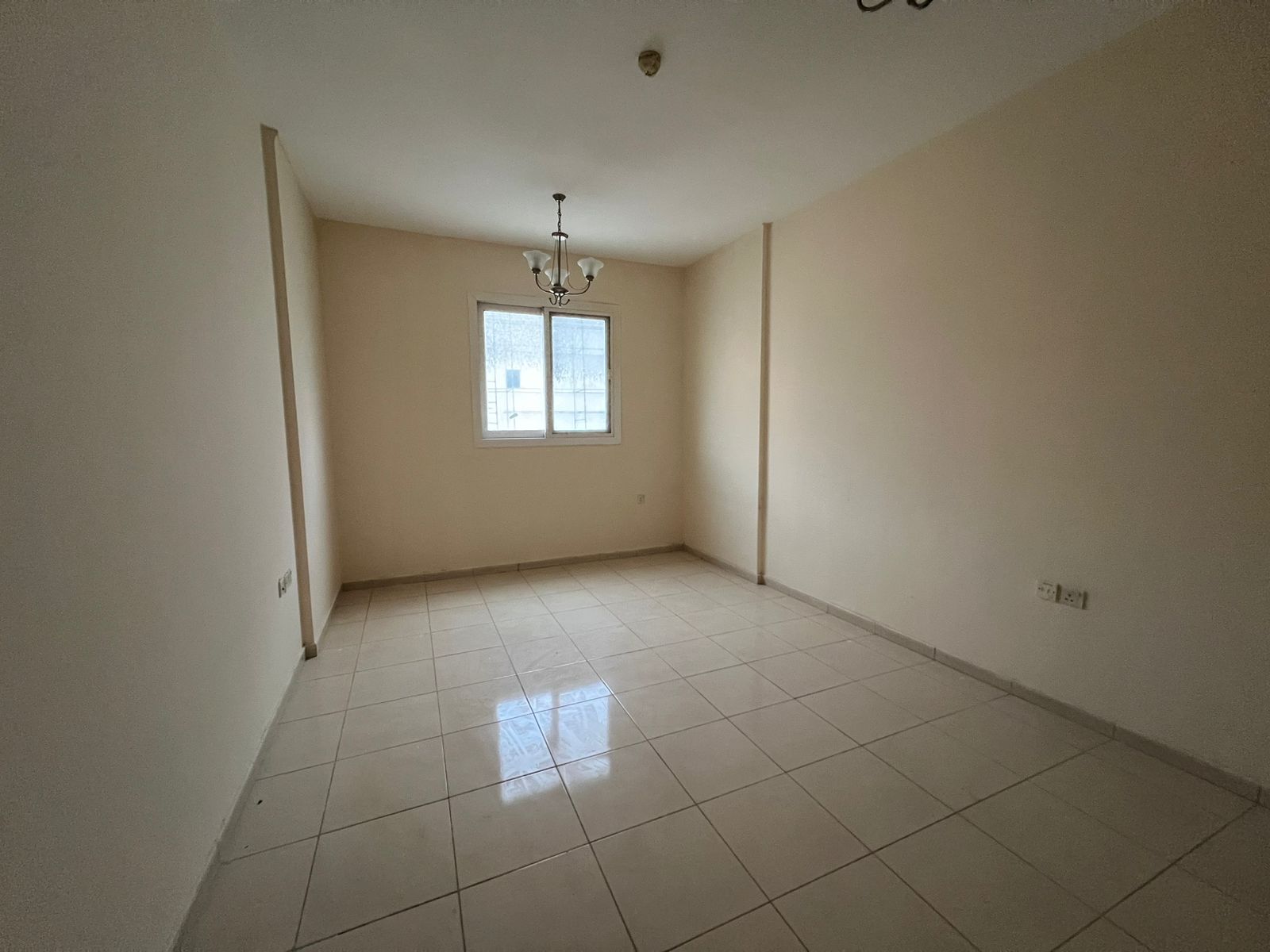 1BR on Main Road / Al Qulayaah / Security Cheque / Spacious Layout / Open View / Families Only
