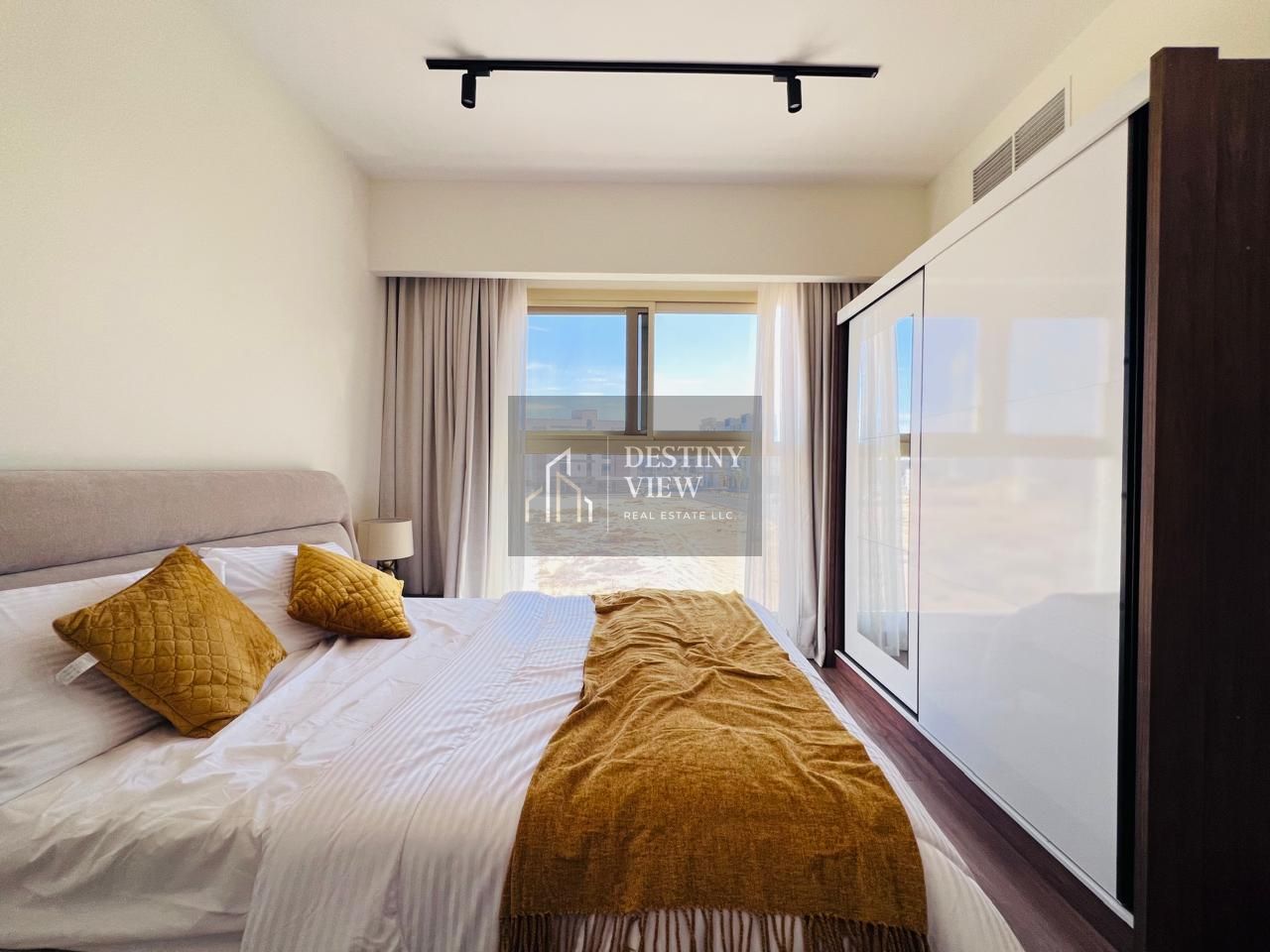 Brand new building 2bhk 2 bathroom full furnished with balcony open view 12 chaque paymen just rent 95k
