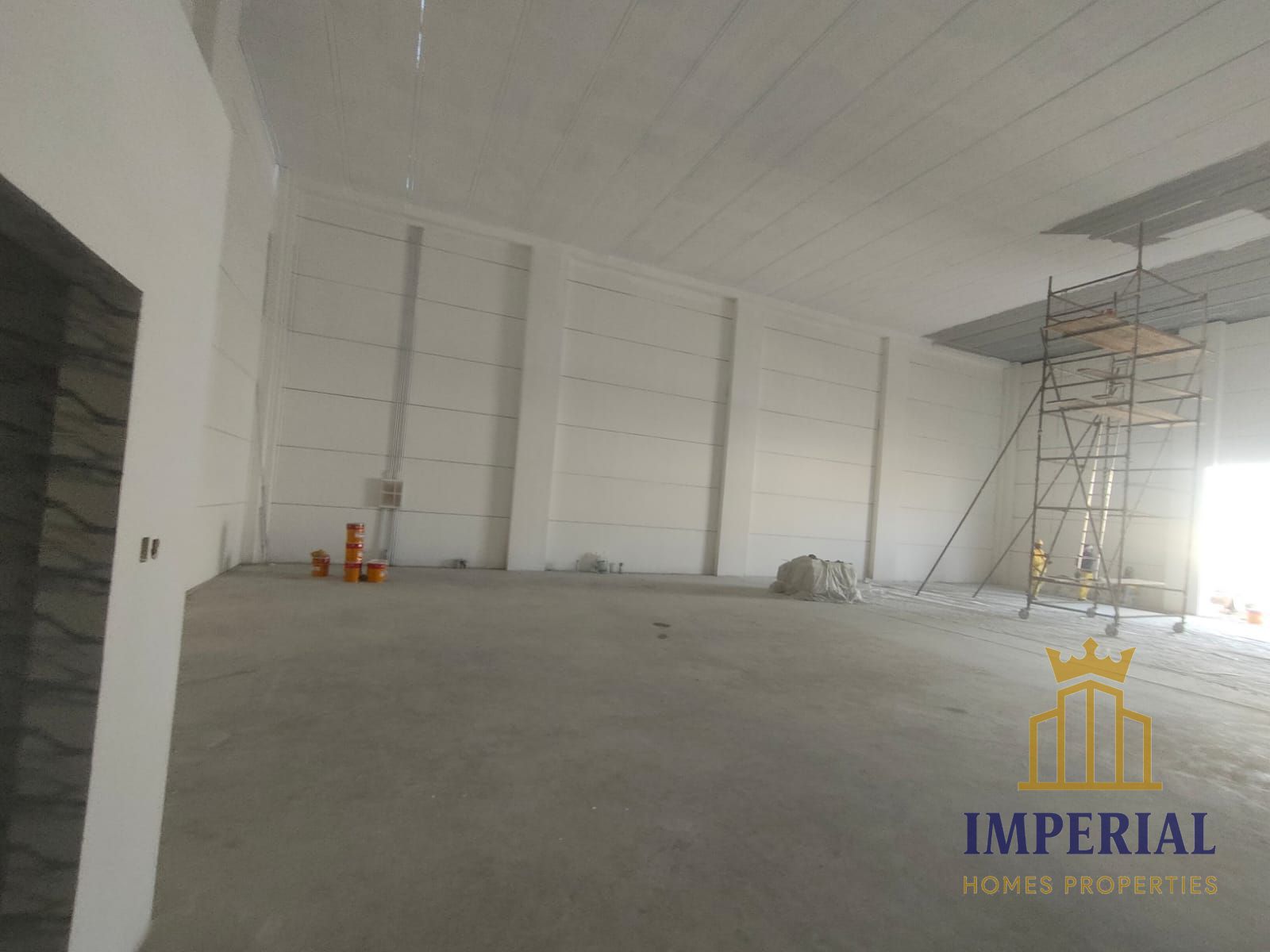 Strong Rental Opportunity – 3 Warehouses with High Power Capacity – Umm Al Quwain