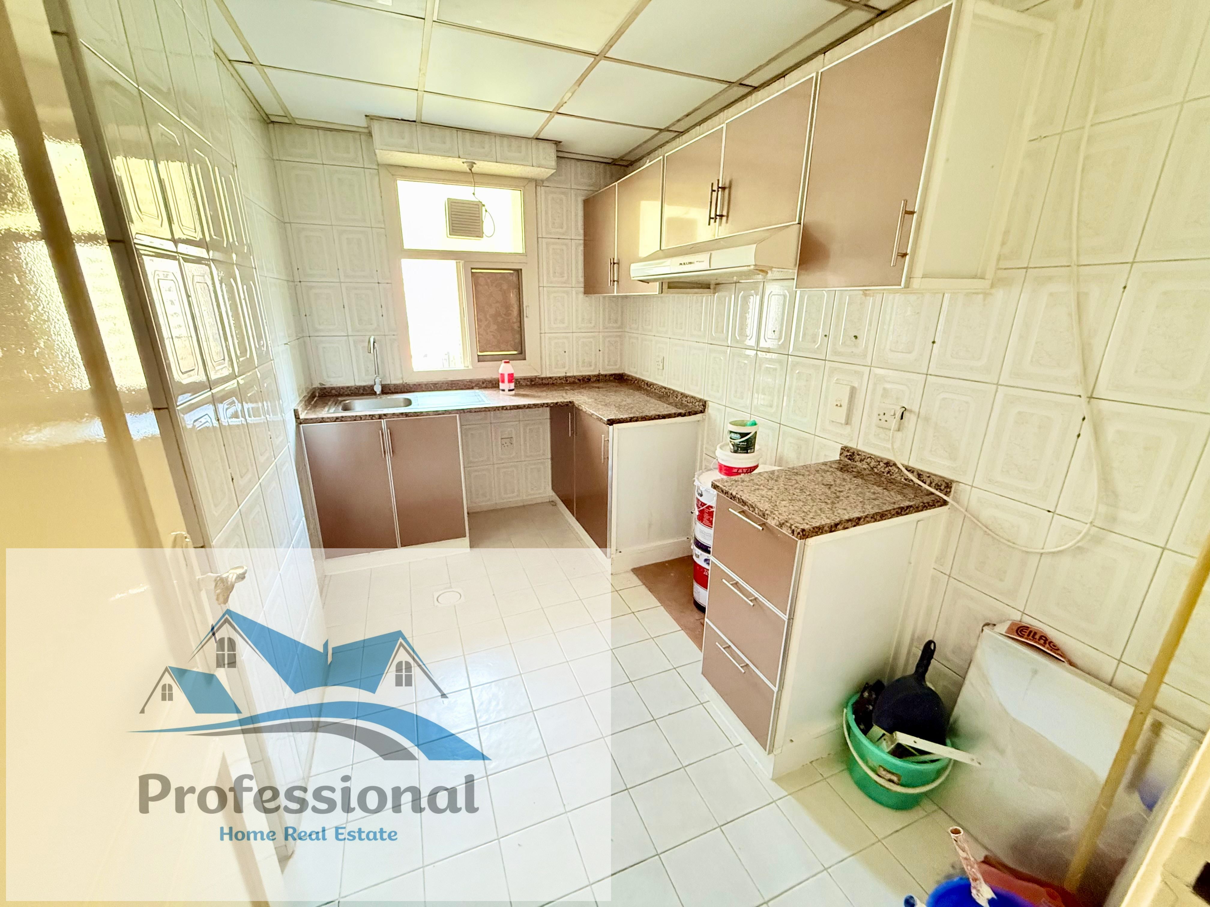 SPECIAL OFFER// LAST UNUT// HUGE 2BHK ONLY 32K WITH 6CHQ+NICE LOCATION CLOSE TO MAHATHA PARK