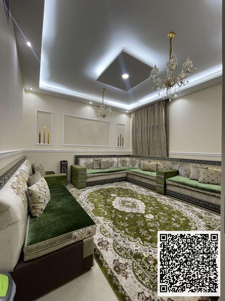 A ready-furnished apartment… but only for those who know how to seize opportunities