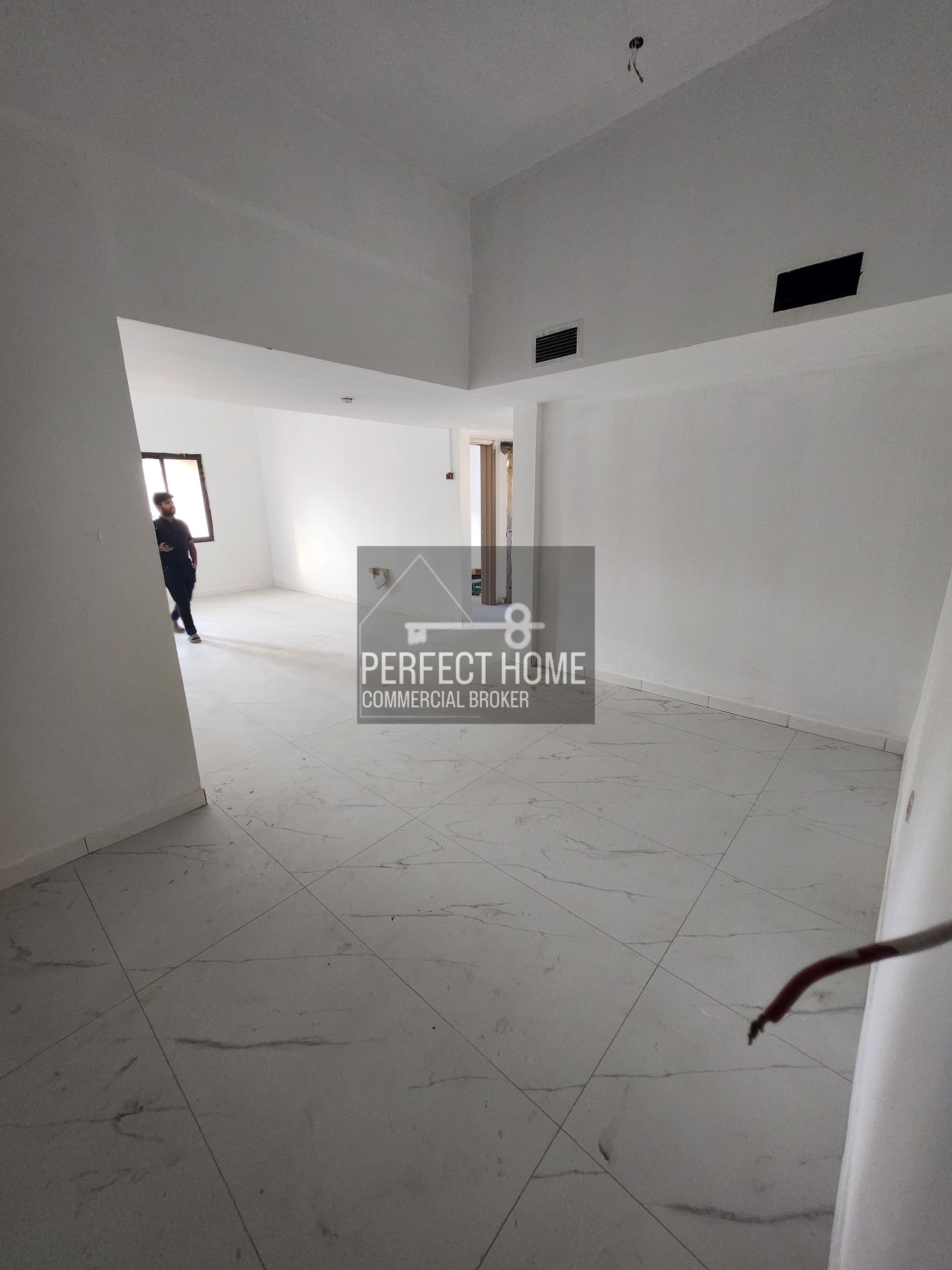 Spacious 3bhk 2 washroom big huge hall near abu shagara nexto