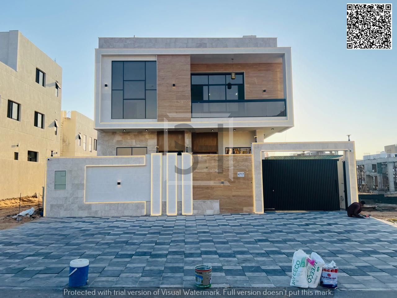 Villa for sale in a prime location opposite services and Sheikh Mohammed Bin Zayed Road.