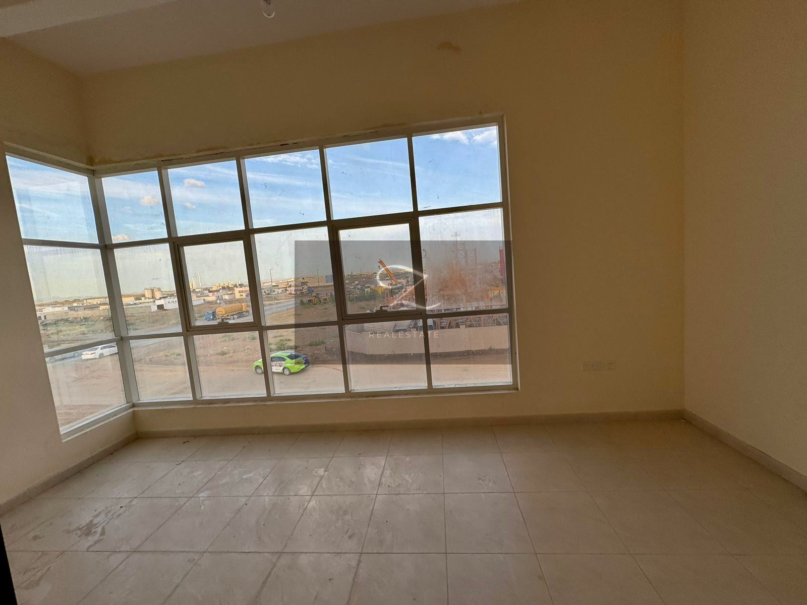 For rent an Office in Sharjah, Al Sajaa area