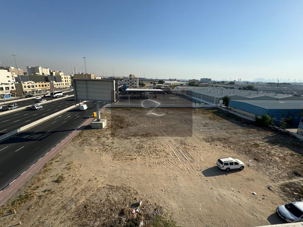 For sale industrial_commercial land in Sharjah / Industrial ( 13 )A distinctive and strategic location directly on Sheikh Mohammed Bin Zayed Street.