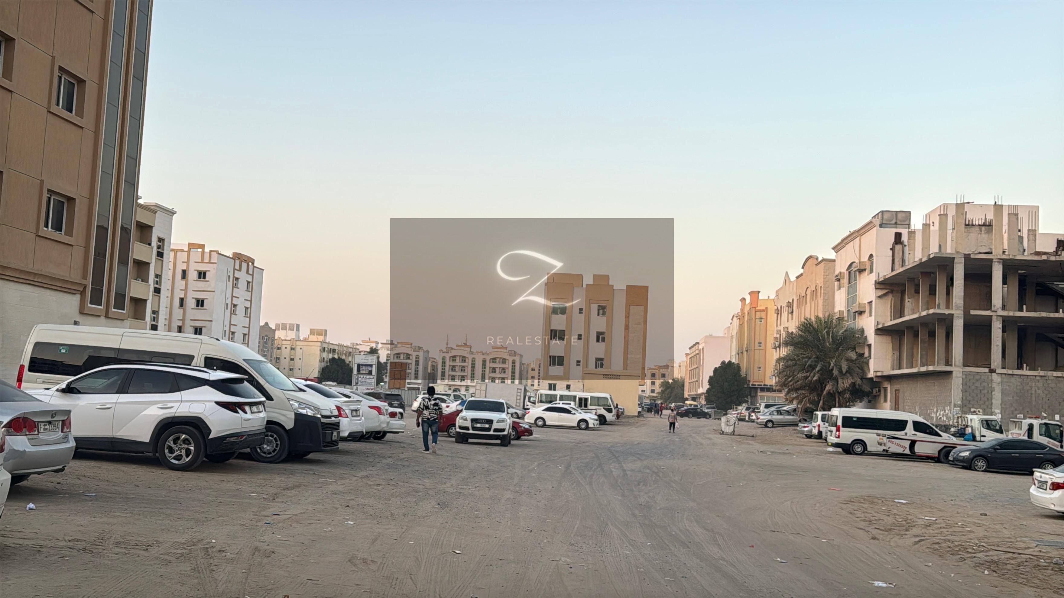 For sale residential commercial land in Sharjah / Commercial Muwaileh A privileged and vital location near Muwaileh bus station and Nesto hypermarket