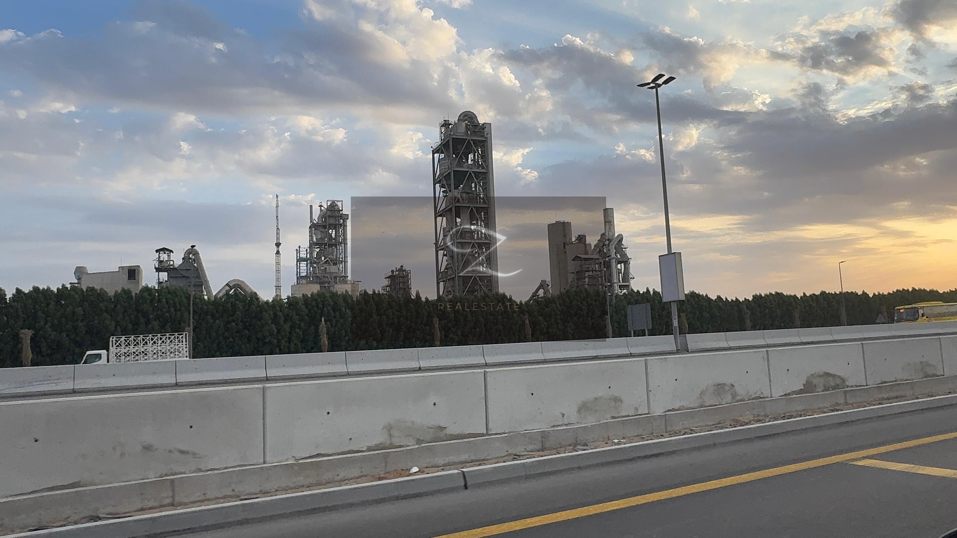 For sale industrial land in Sharjah / Al Sajaa_Industrial great location corner