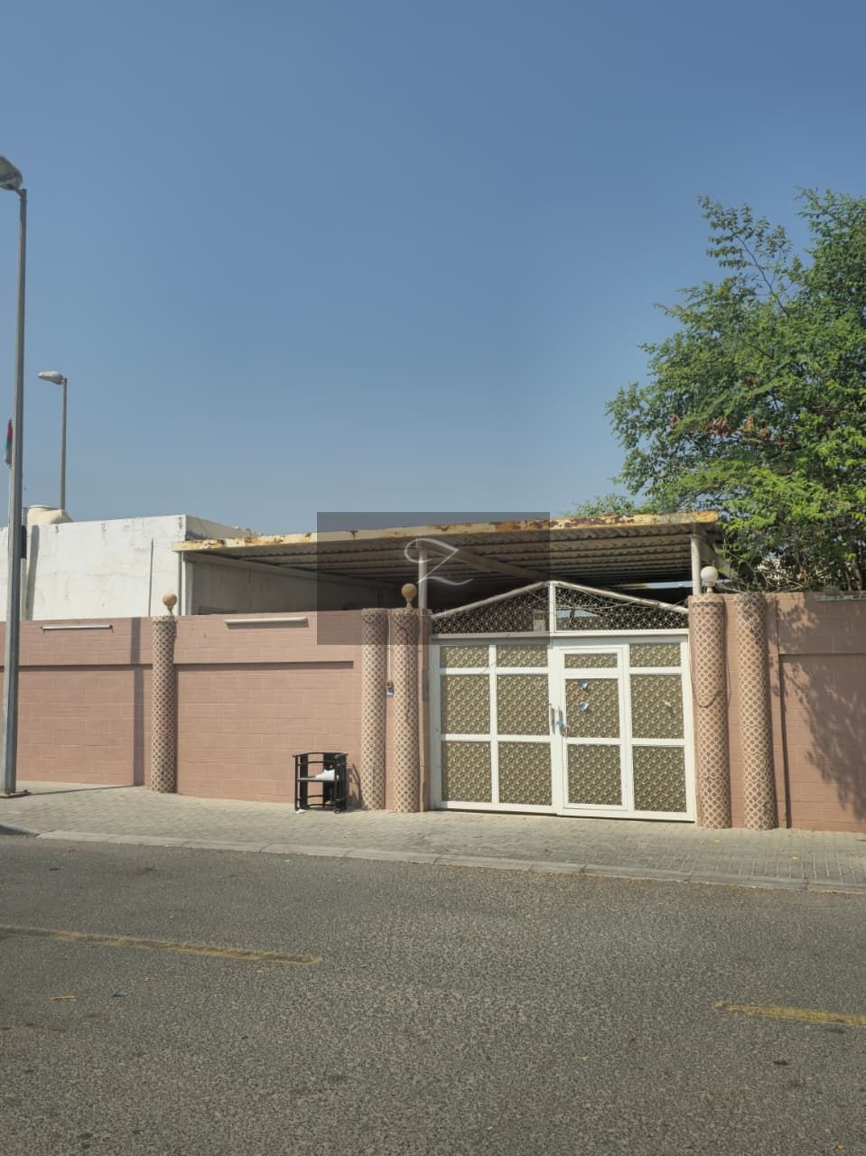 House for sale in Sharjah Al Jazat area / Al Raqqa suburb