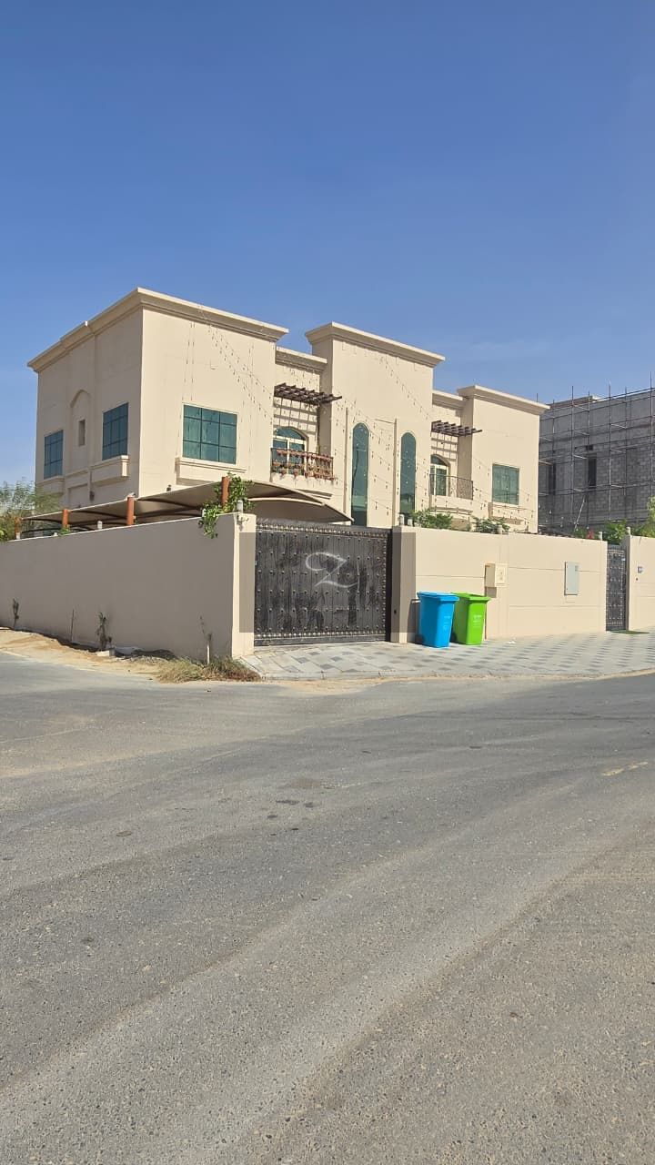 Two villas for sale in Al Tay Al Raqiba area