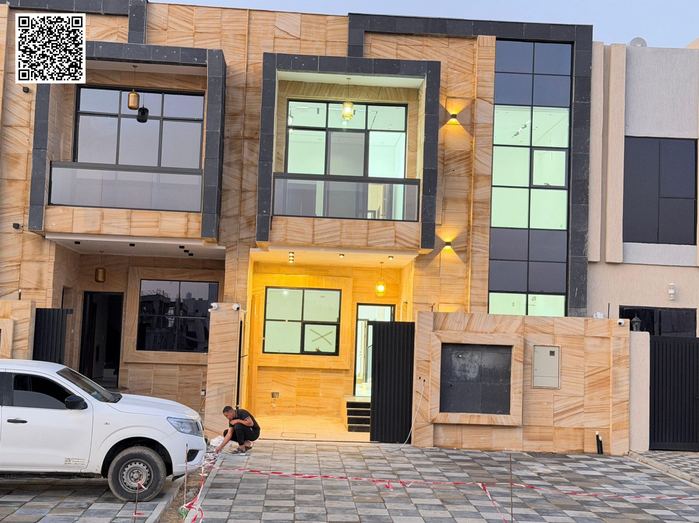 At an attractive price, including registration and ownership fees, and without annual fees.