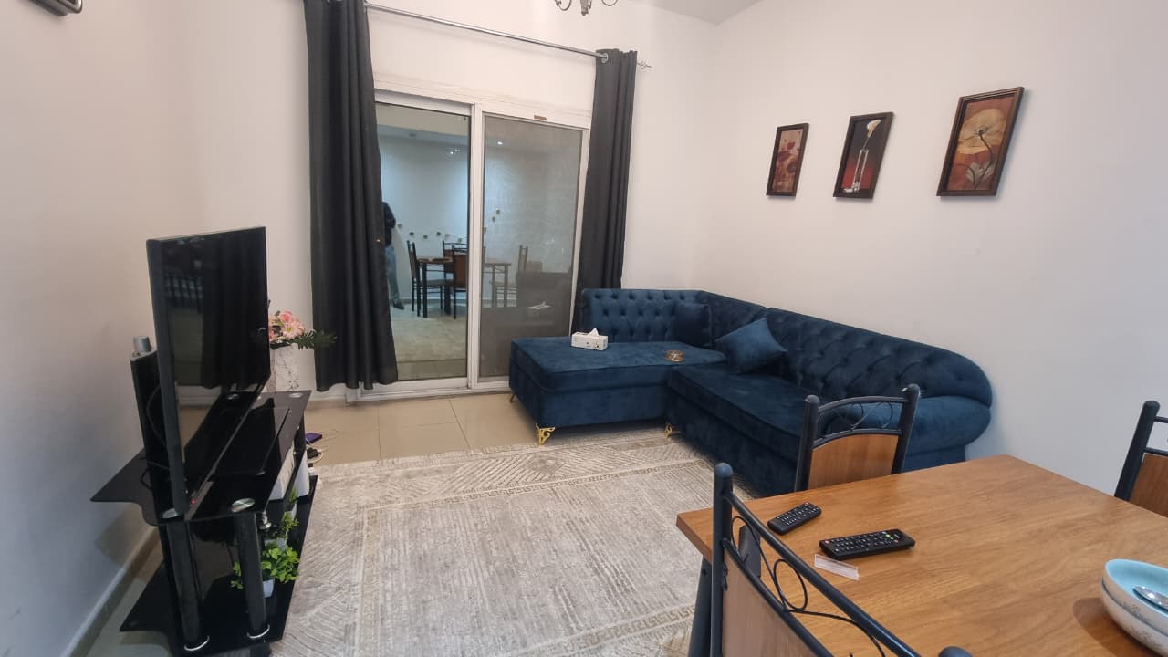 Furnished 1-bedroom apartment with living room, first occupancy in Al Khan. New finish, prime location near services, flexible payments.