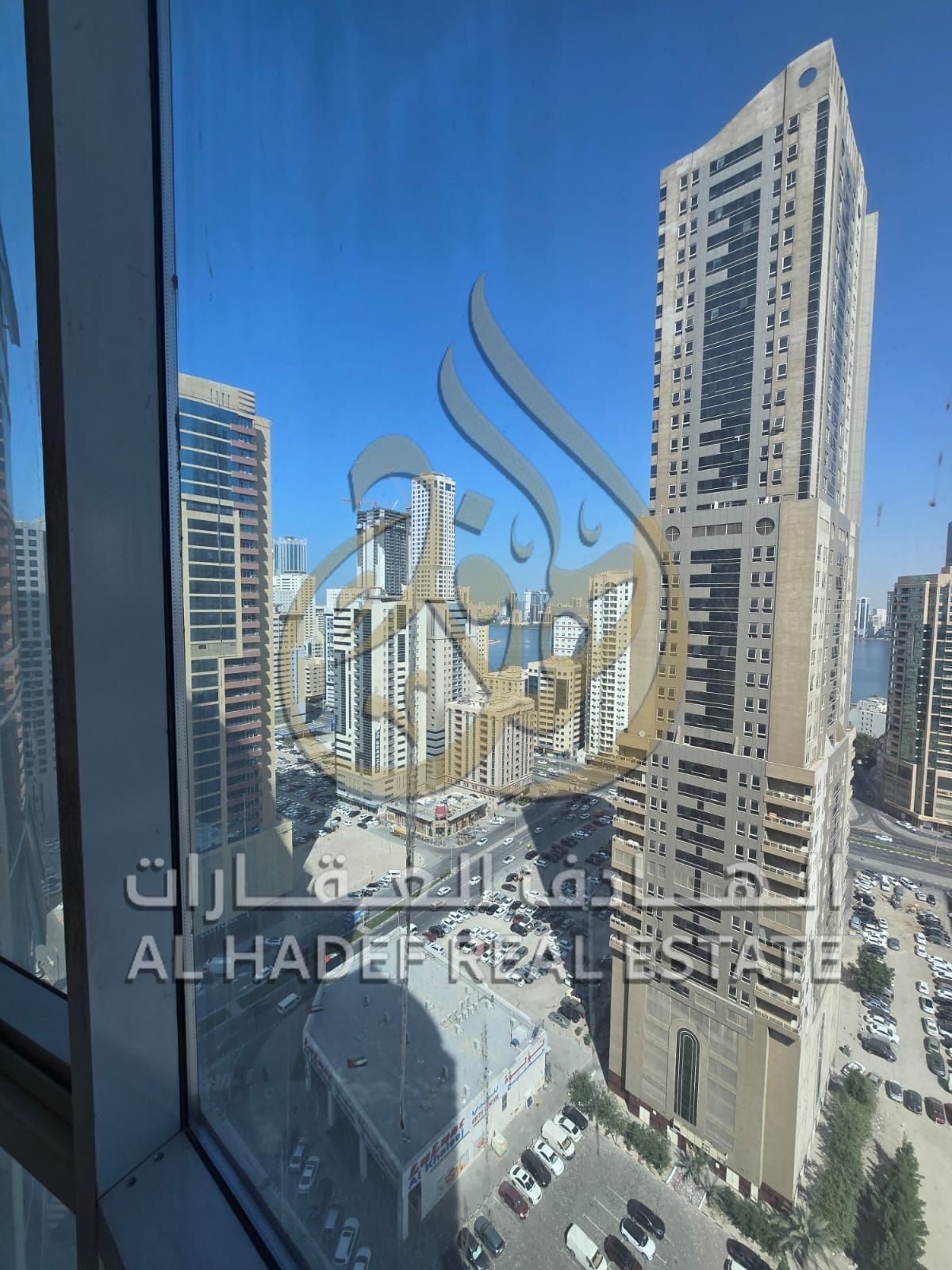 Spacious 3BR Sea View Apartment in Al Khan – Sharjah | Living Room & Store | Large Layout | Free Parking, Gym & Pool