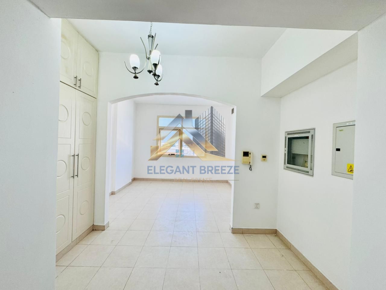 Prime Location| Spacious & Bright| Tawtheeq Contract