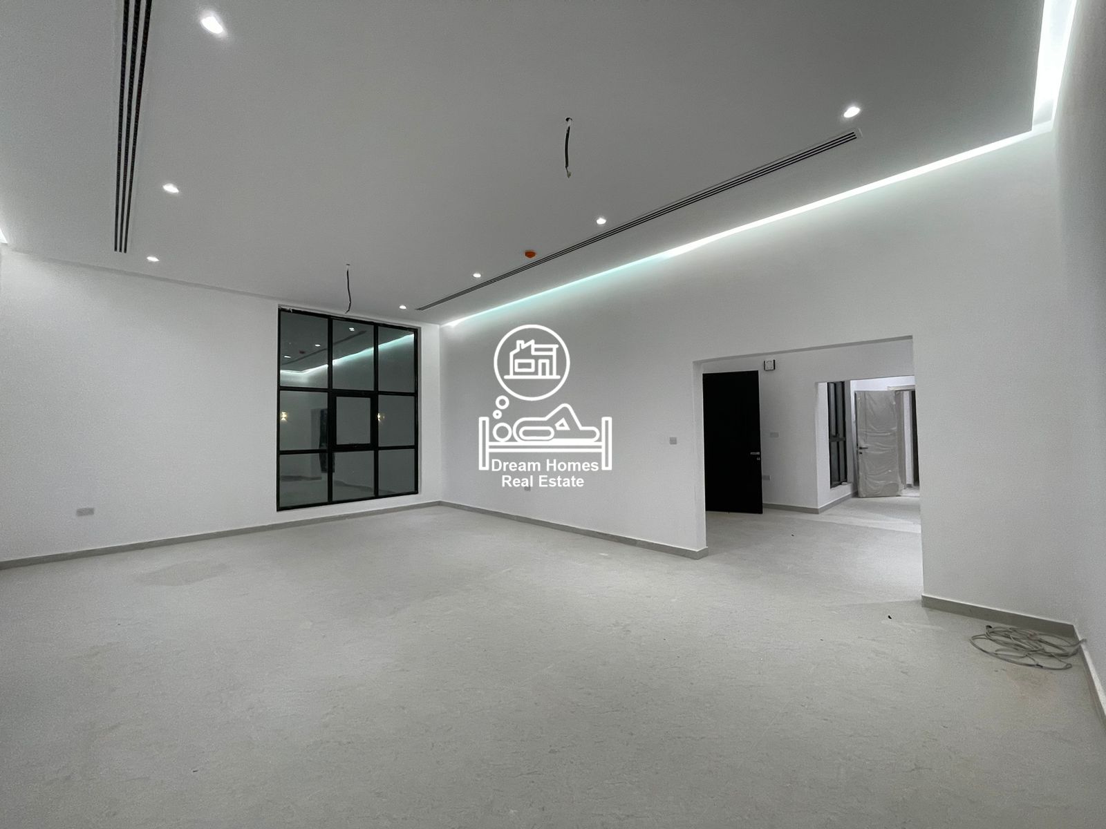 Brand new luxury 5-bed villa for rent in Riyad City