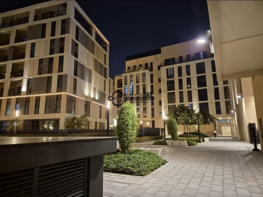 Modern studio || luxury furnished || Available for yearly