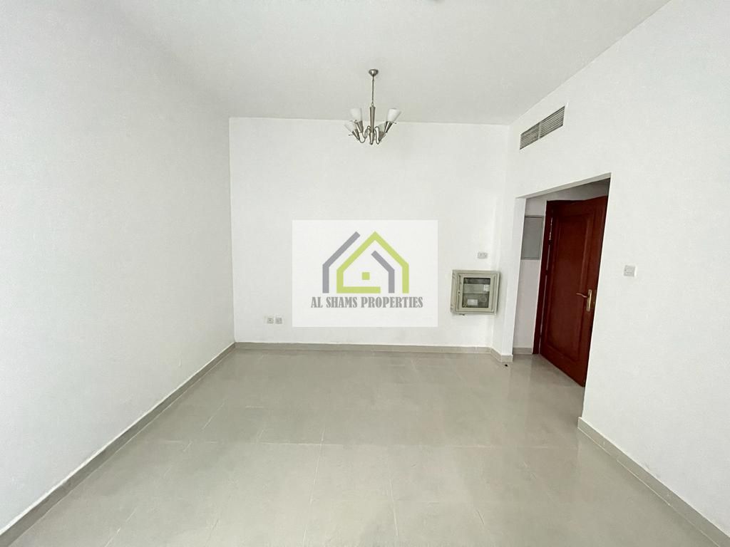 Wow! Luxurious 2BHK apartment with wardrobes Opp of Sahara Center