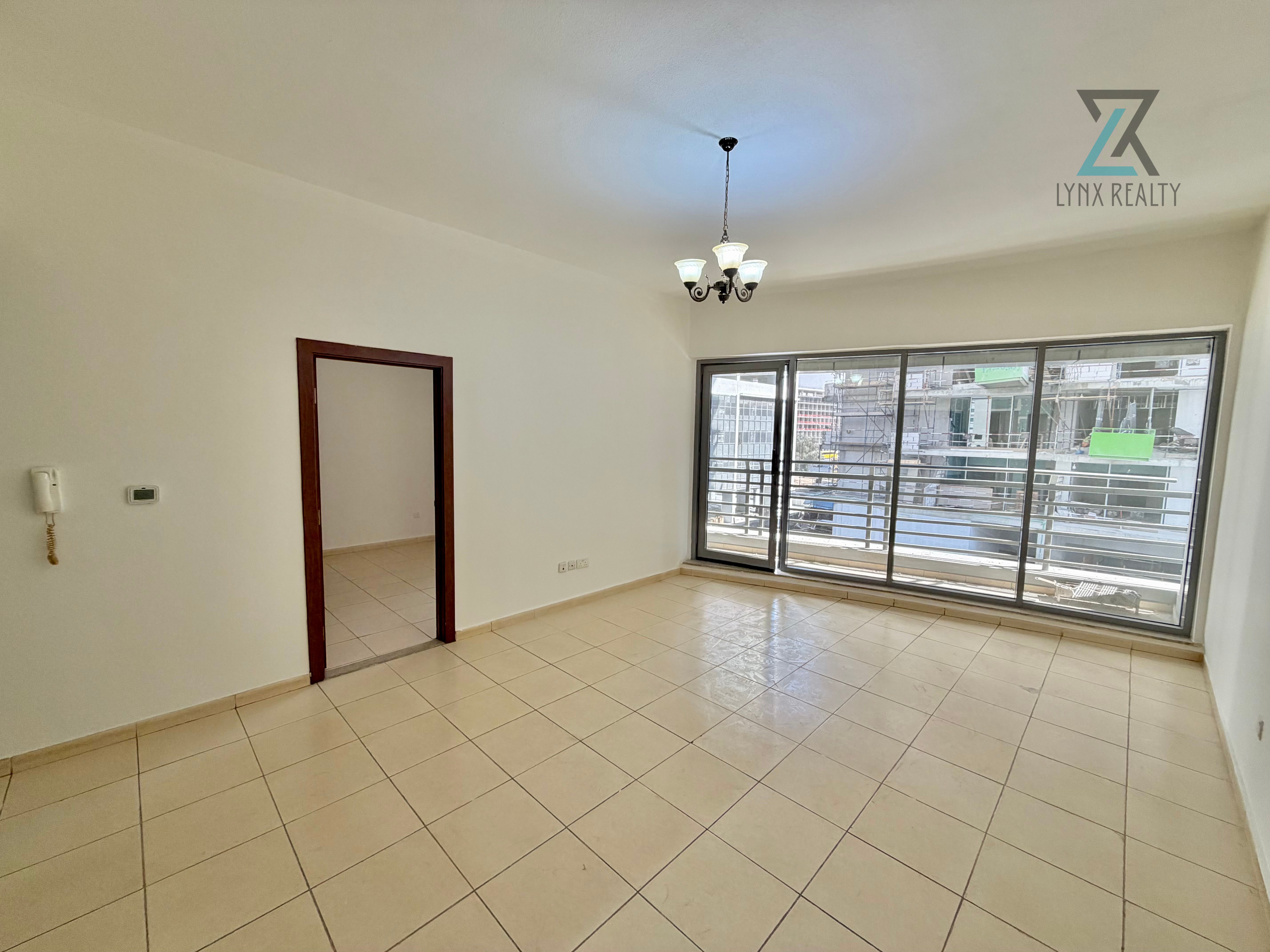 SPACIOUS 1BHK_2BATHS | BALCONY | VACANT SOON